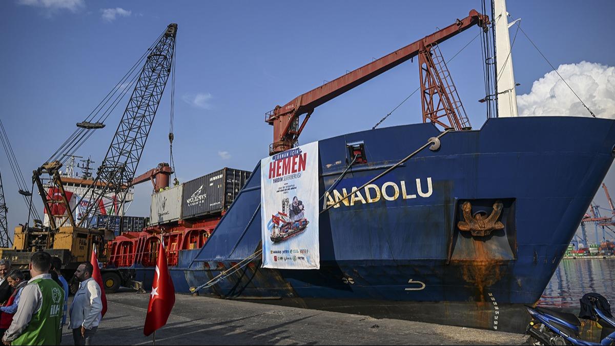 Trk STK'lar ''Lbnan iin hemen'' dedi! 1000 tonluk yardm malzemesi ulat