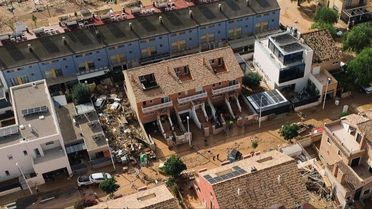 spanya'da yaanan felakette can kayb 211'e ykseldi                          
