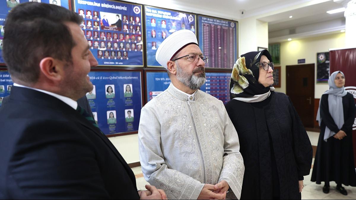 Diyanet leri Bakan Erba, 'Kresel Dini Liderler Zirvesi' iin Bak Trk Lisesi'ni ziyaret etti