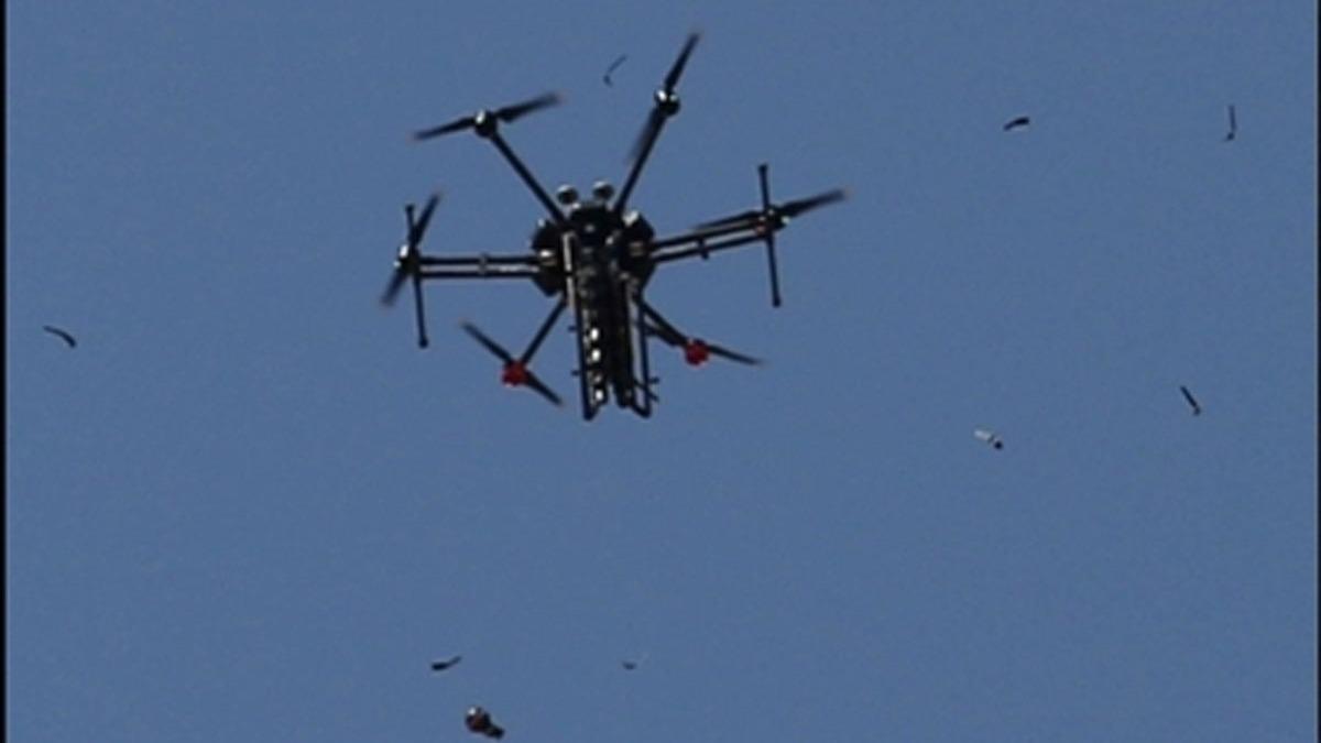 Soykrmc srail Filistinleri ''Quadcopter'' tipi dronlarla katlediyor
