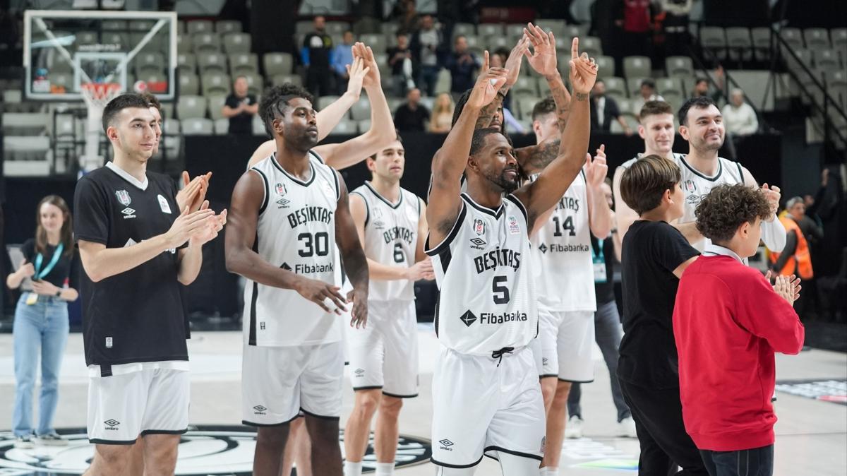 Trk takmlar, Avrupa basketbolunda haftay 7 galibiyetle kapatt.