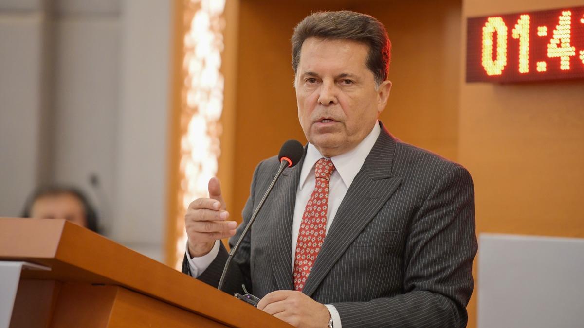 Belediyenin paralarn PKK'ya aktarm! Terrden tutuklanan zer'e yeni soruturma