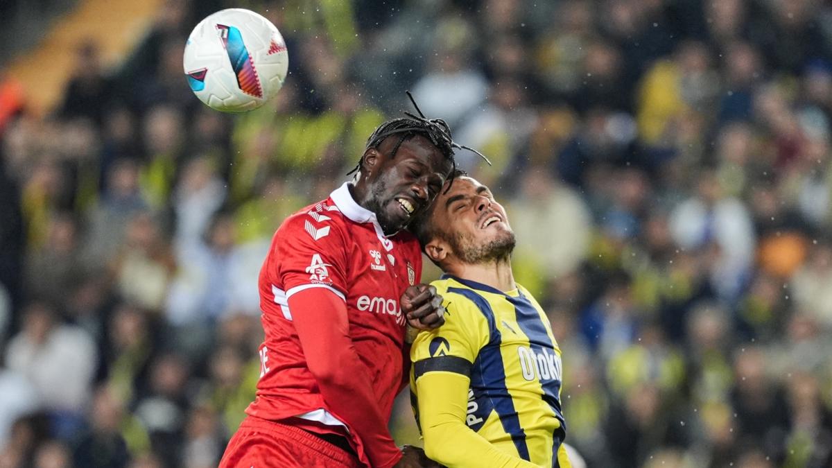 Filip Kostic: Her ma kazanmak istiyoruz