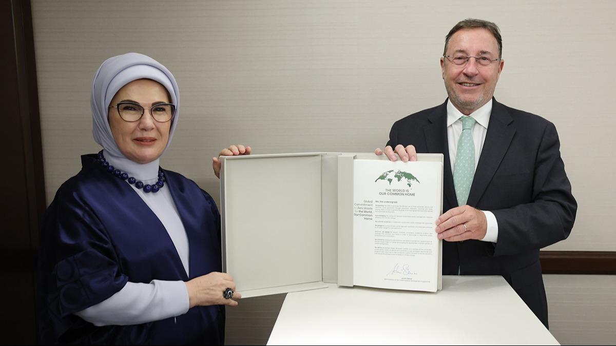 Trkiye'nin sfr atk almalarna uluslararas destek: Emine Erdoan BM'den Steiner ile grt