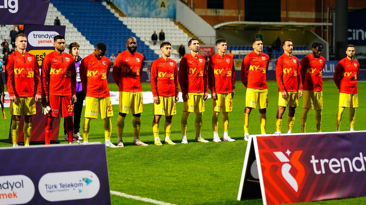 Ligin en ok beraberlik alan iki takmndan biri Kayserispor