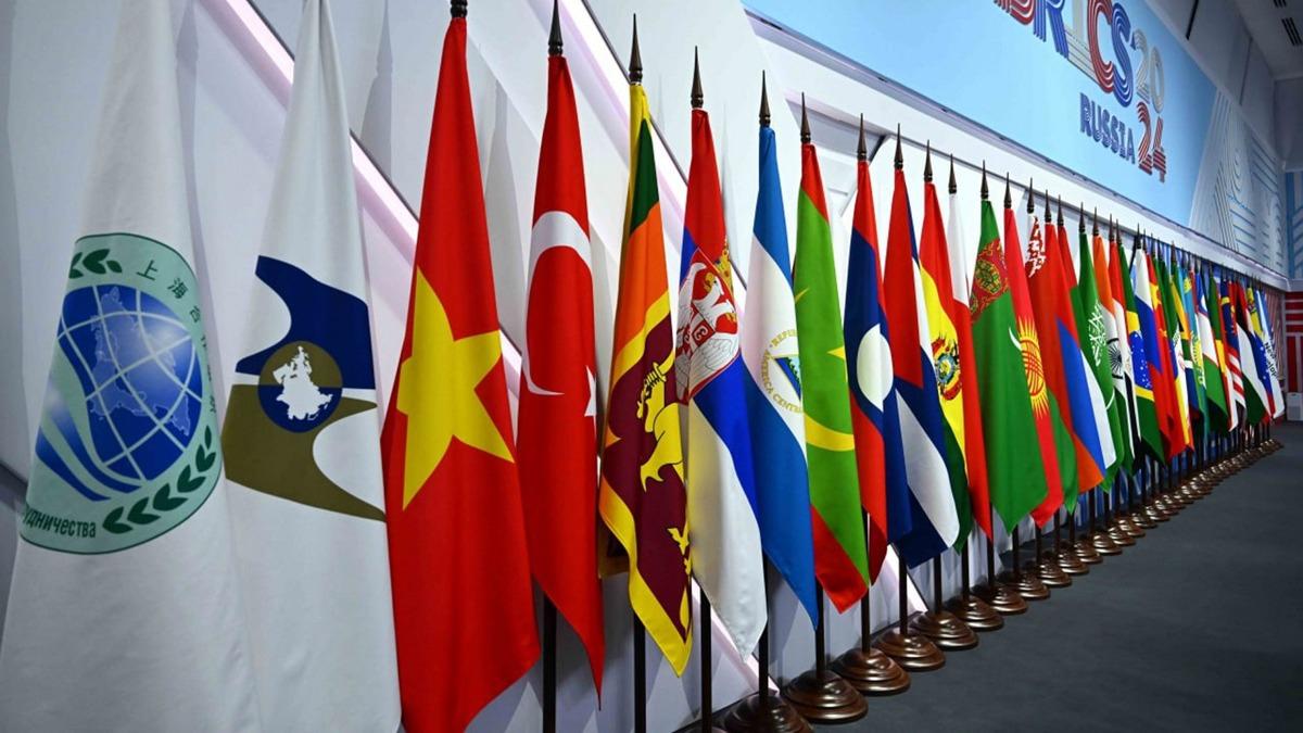 Rusya 3 lkeyi ilan etti: BRICS'e ortak oldular