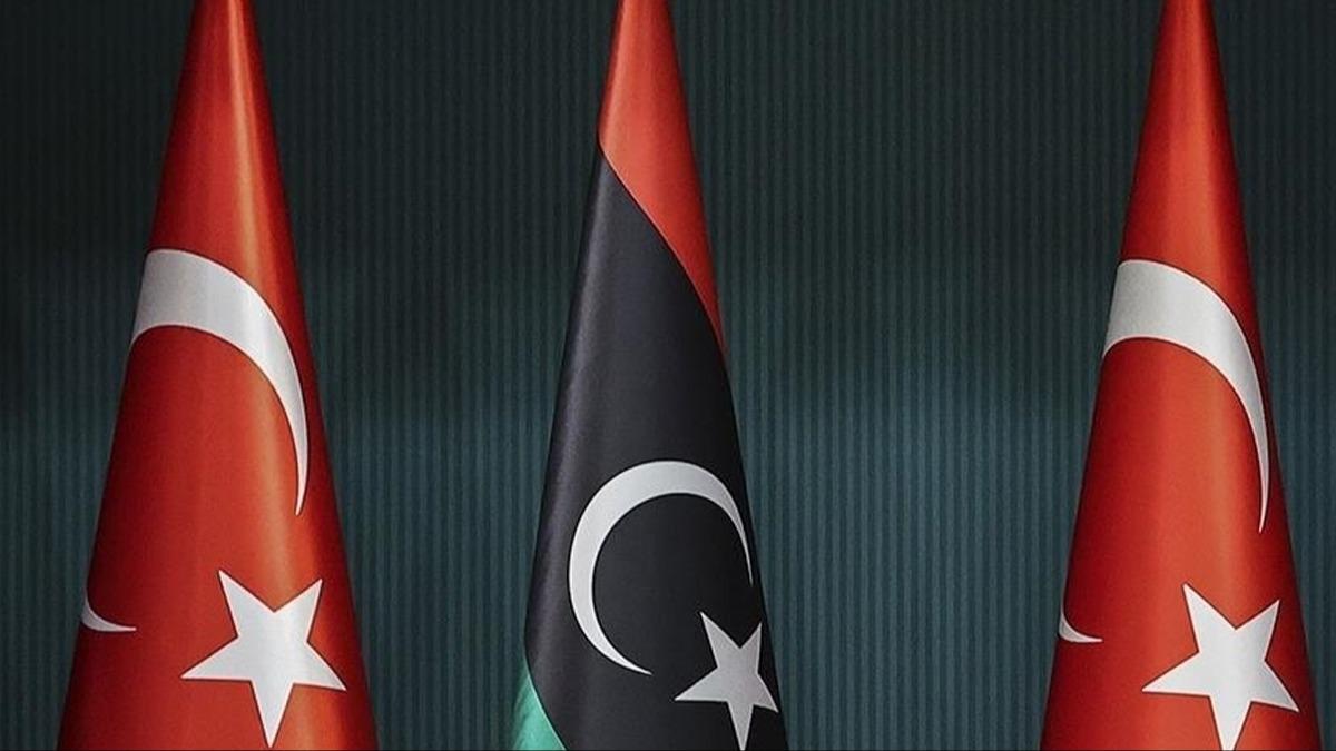 ileri Bakan Yardmcs Karalou, Libyal yetkililerle taslak mutabakat zaptn ele ald 