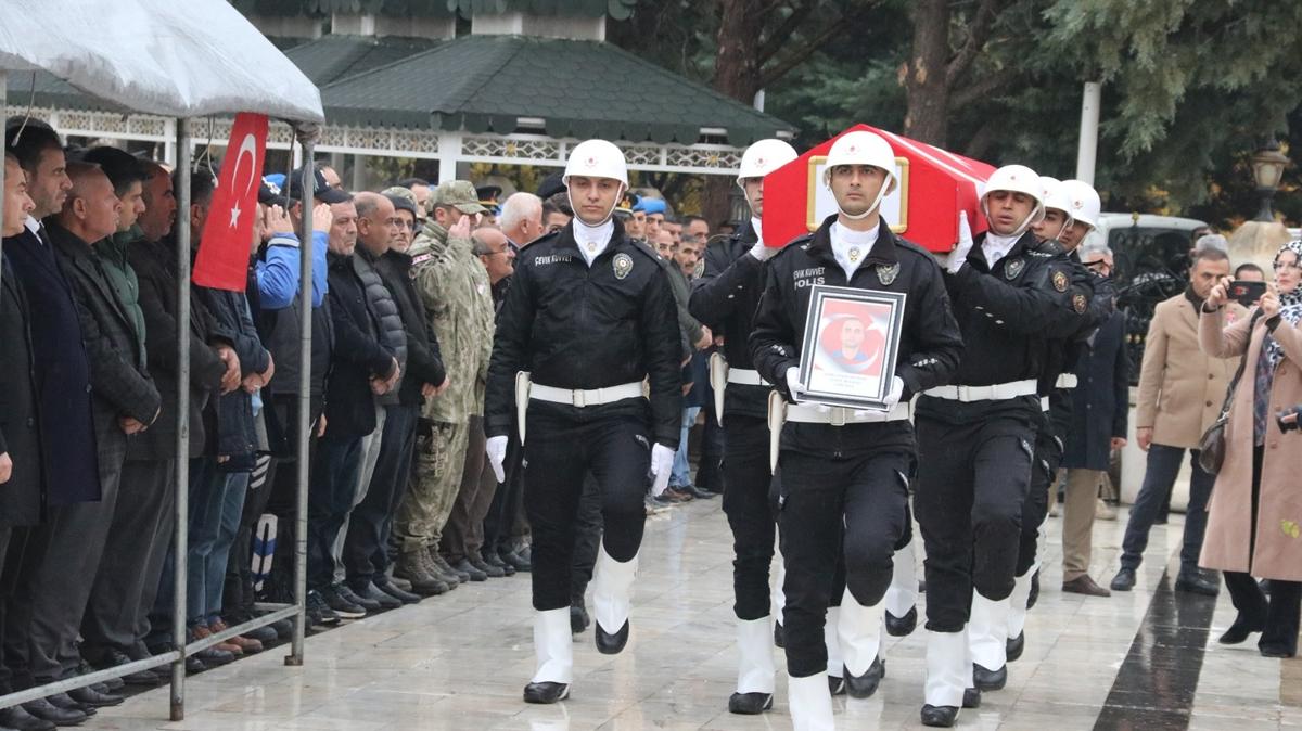 ehit polis memuru Ltf Beykoz dualarla son yolculuuna uurland