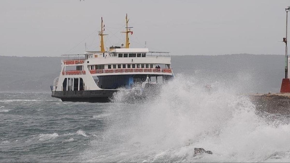 Bozcaada ve Gkeada feribot seferlerine frtna engeli