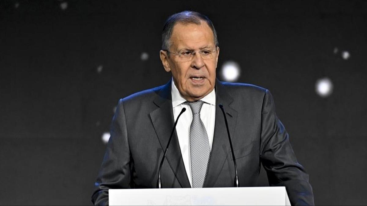 Rusya Dileri Bakan Lavrov: Demokratlarn pislik yapma abalar bugn de gzlemleniyor