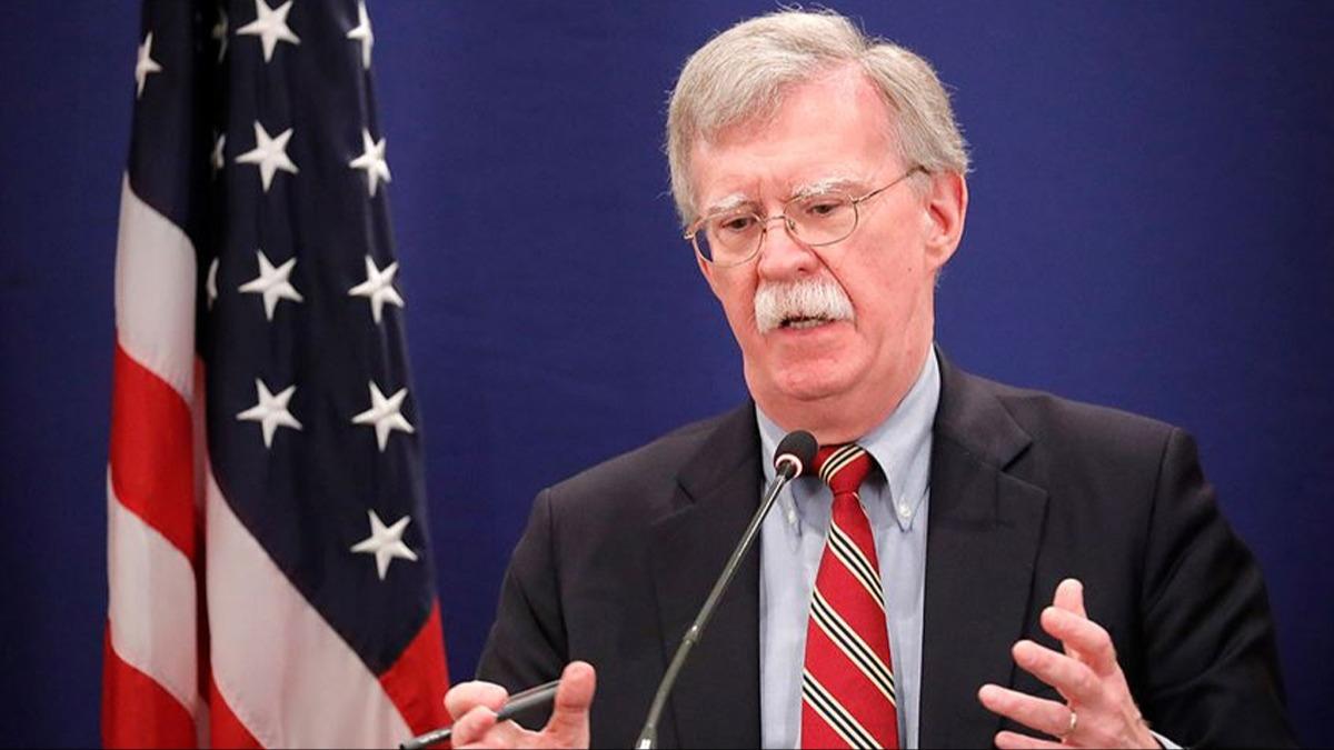 John Bolton, Trump'n terrle mcadelenin bana atad Gorka'y 'sahtekar' olarak niteledi