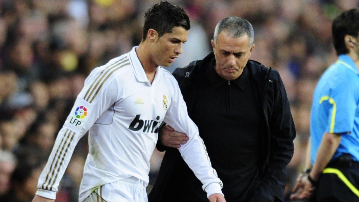 Cristiano Ronaldo'dan beklenmeyen hareket! Jose Mourinho'nun davetine yeil k