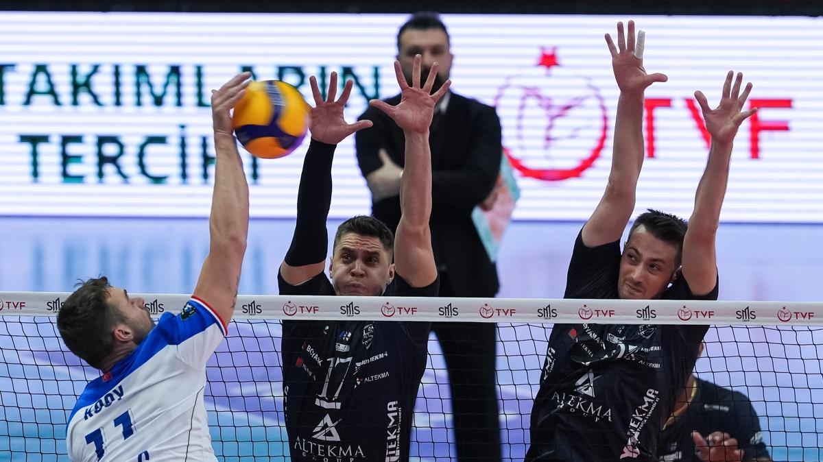 Halkbank final setinde kazand