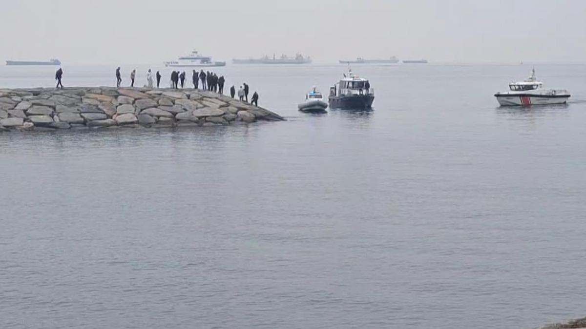 stanbul'da sahil kenarnda bandan vurulmu halde 2 ceset bulundu