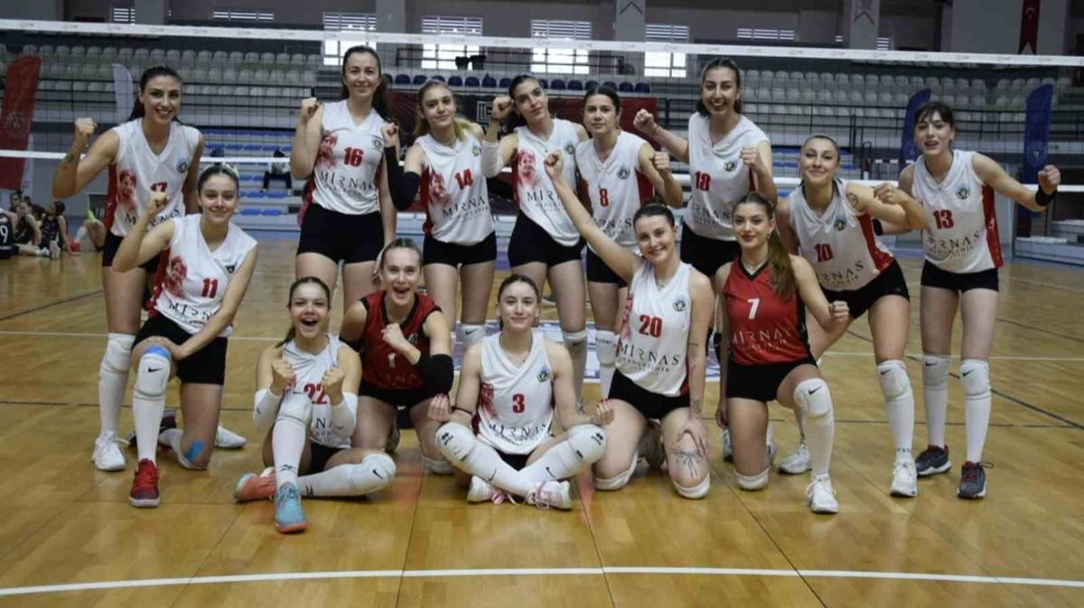 Turgutlu Kadn Voleybol Takm rakibine geit vermedi  