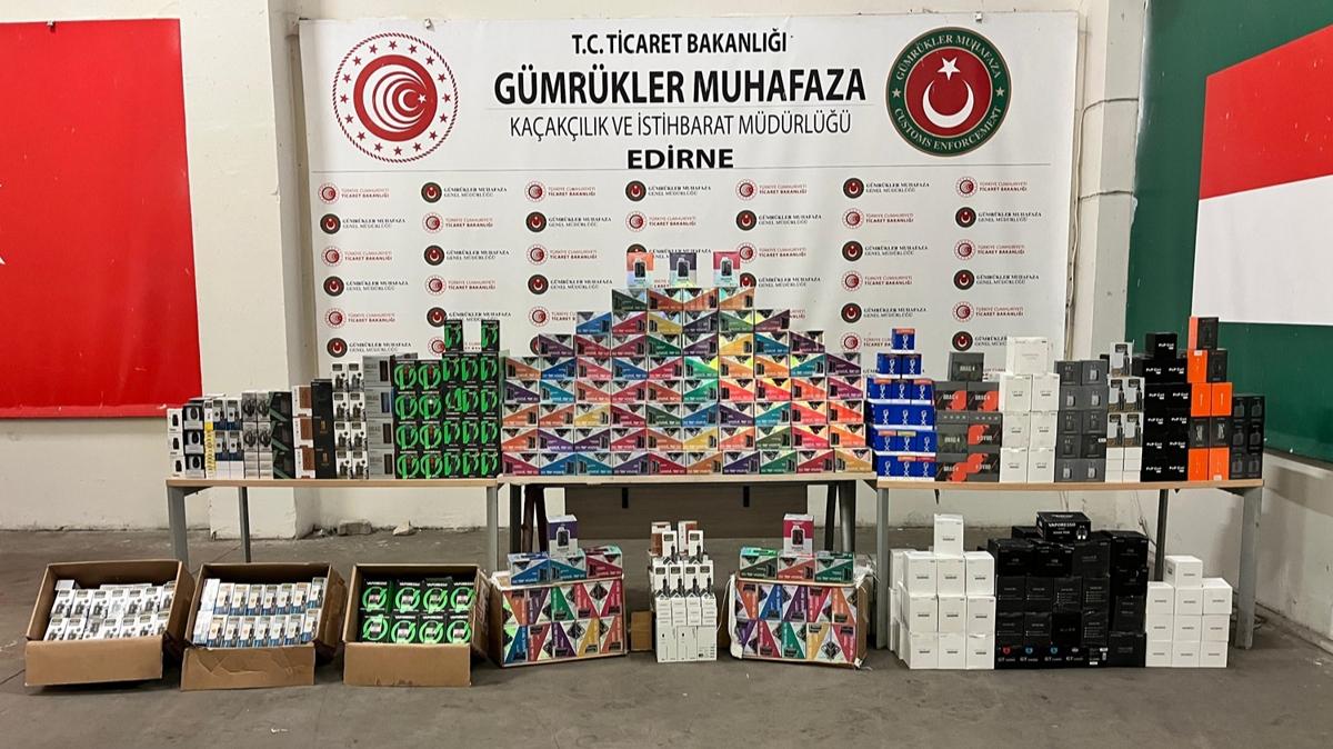 Edirne'de kaaklk operasyonu: 16 bin 500 elektronik sigara ele geirildi