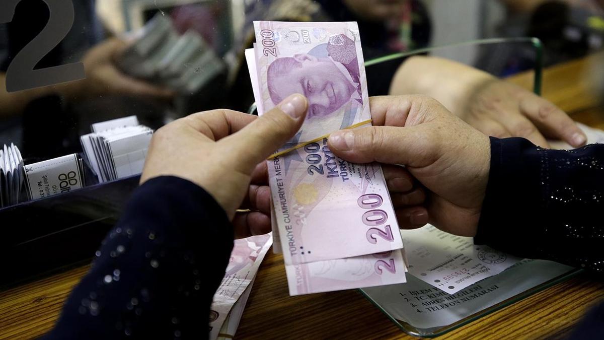 Milyonlarca emeklinin zamm netleiyor! Tek veri kald