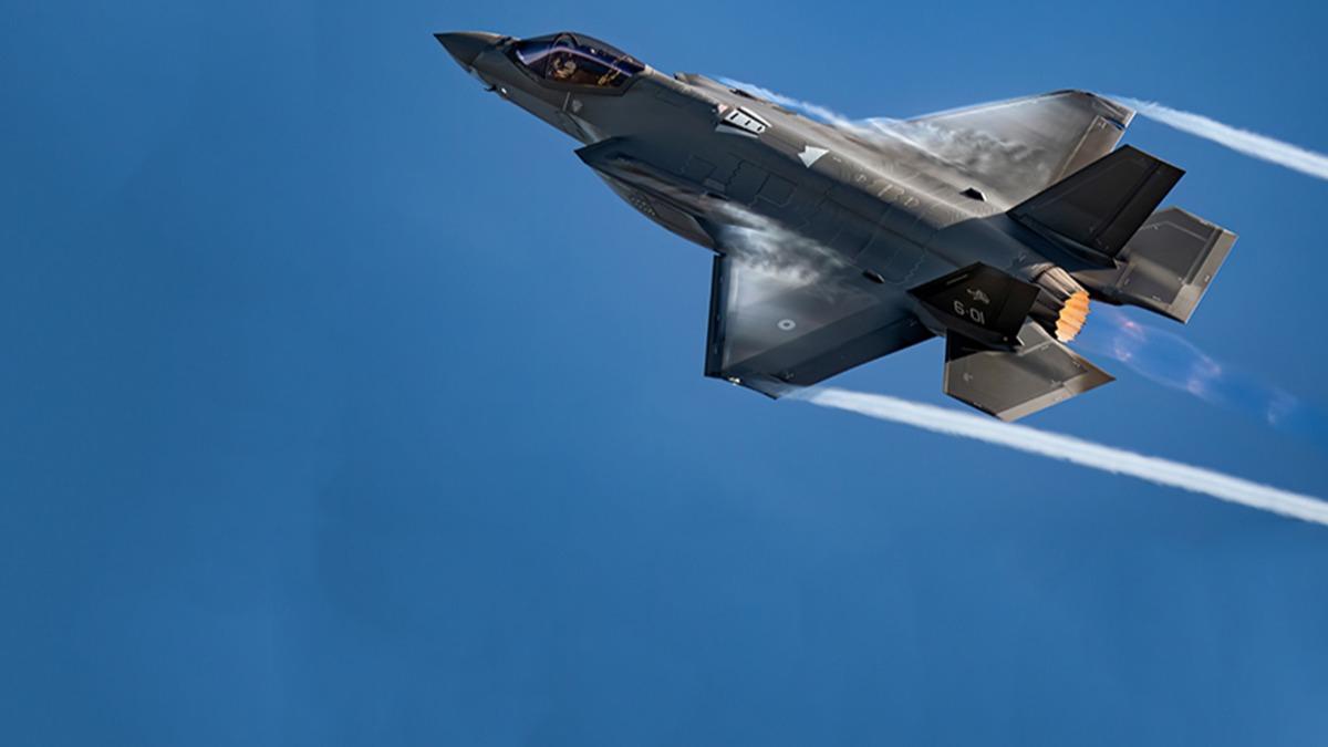 lk F-35'ler hava ssne teslim edildi: Operasyonlara katlabilecek 