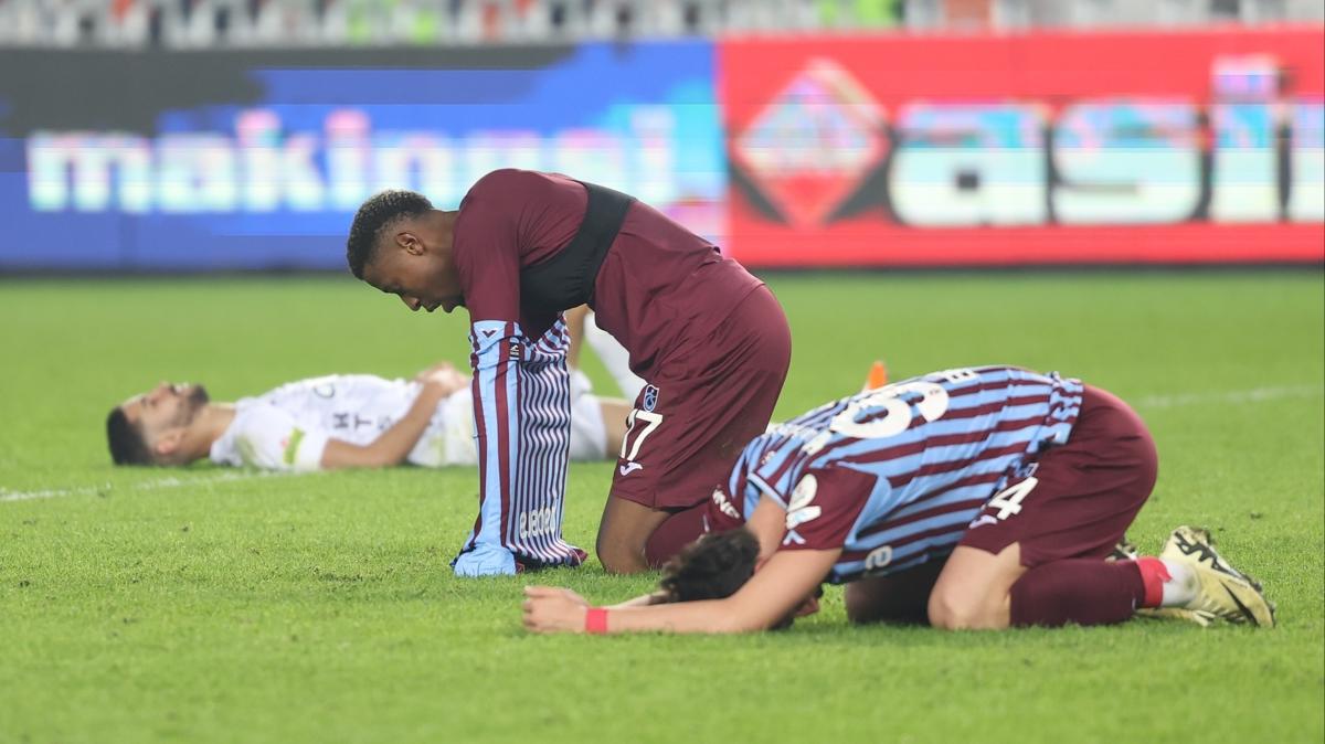 Trabzonspor'da kt gidiat devam ediyor