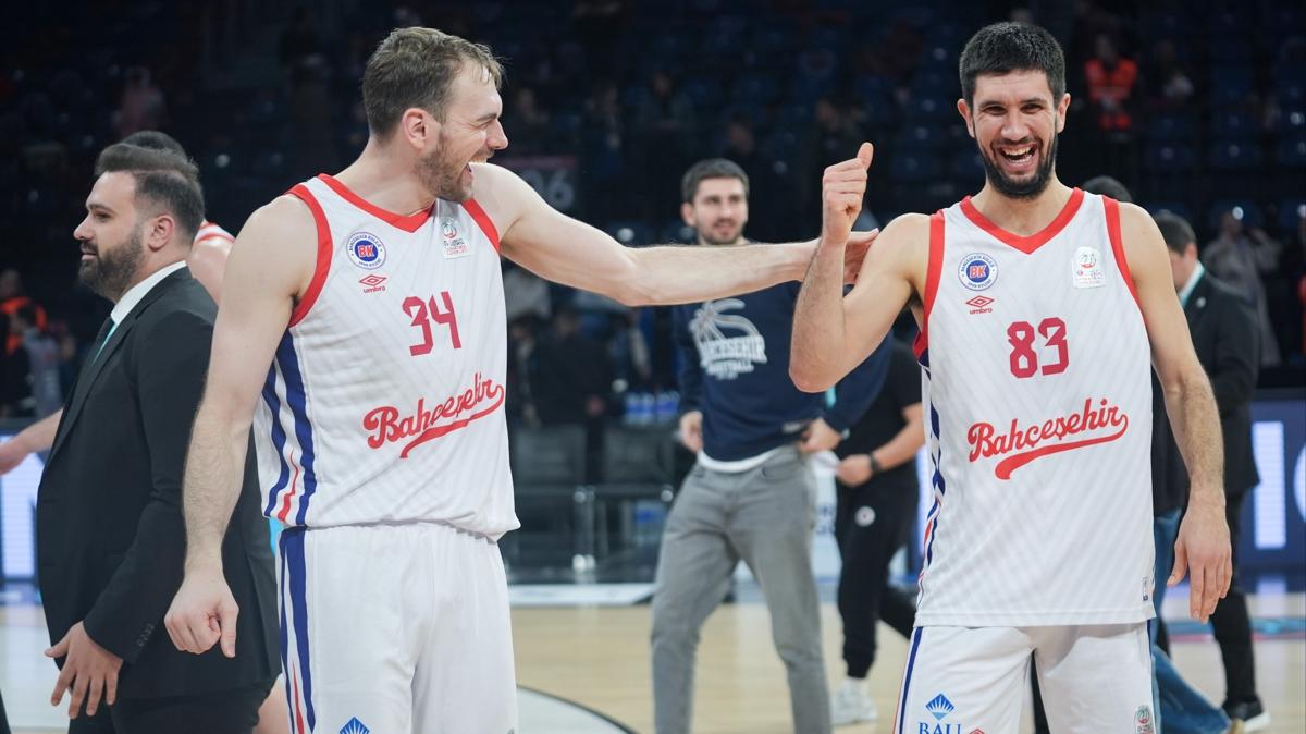 Baheehir evinde galip