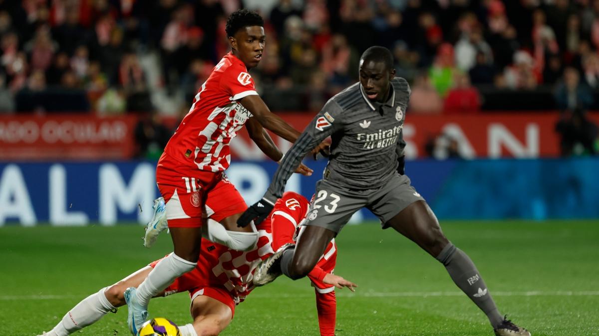 Real Madrid'e Ferland Mendy'den kt haber!