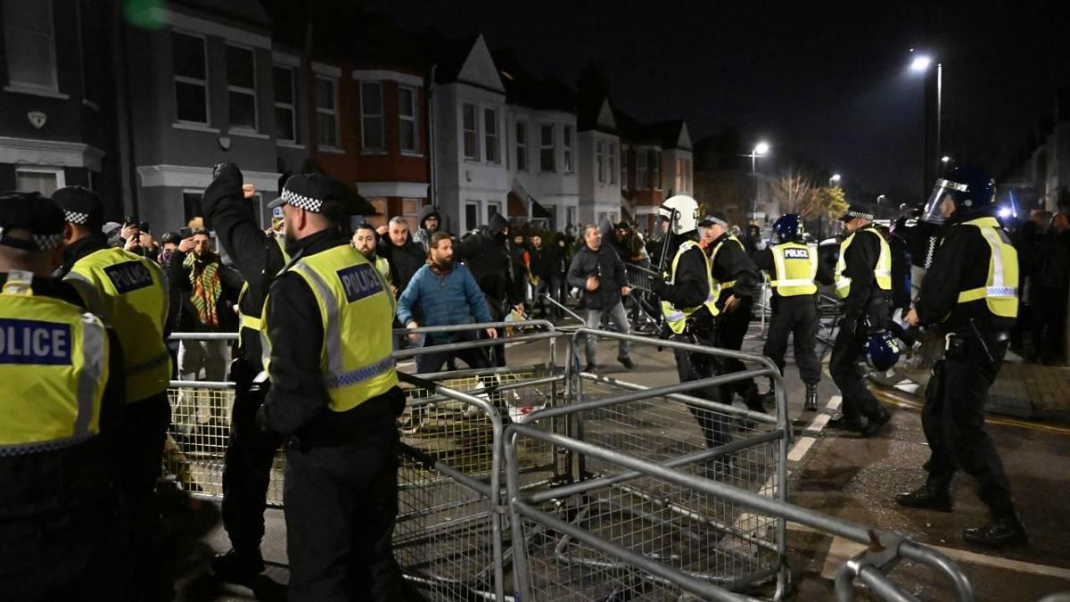 Londra'da PKK operasyonu! ok sayda tutuklama var