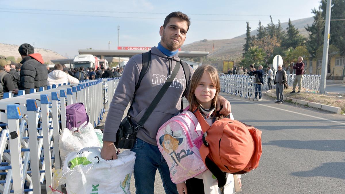 Suriyelilerin dn younluu sryor: Allah Erdoan'dan raz olsun