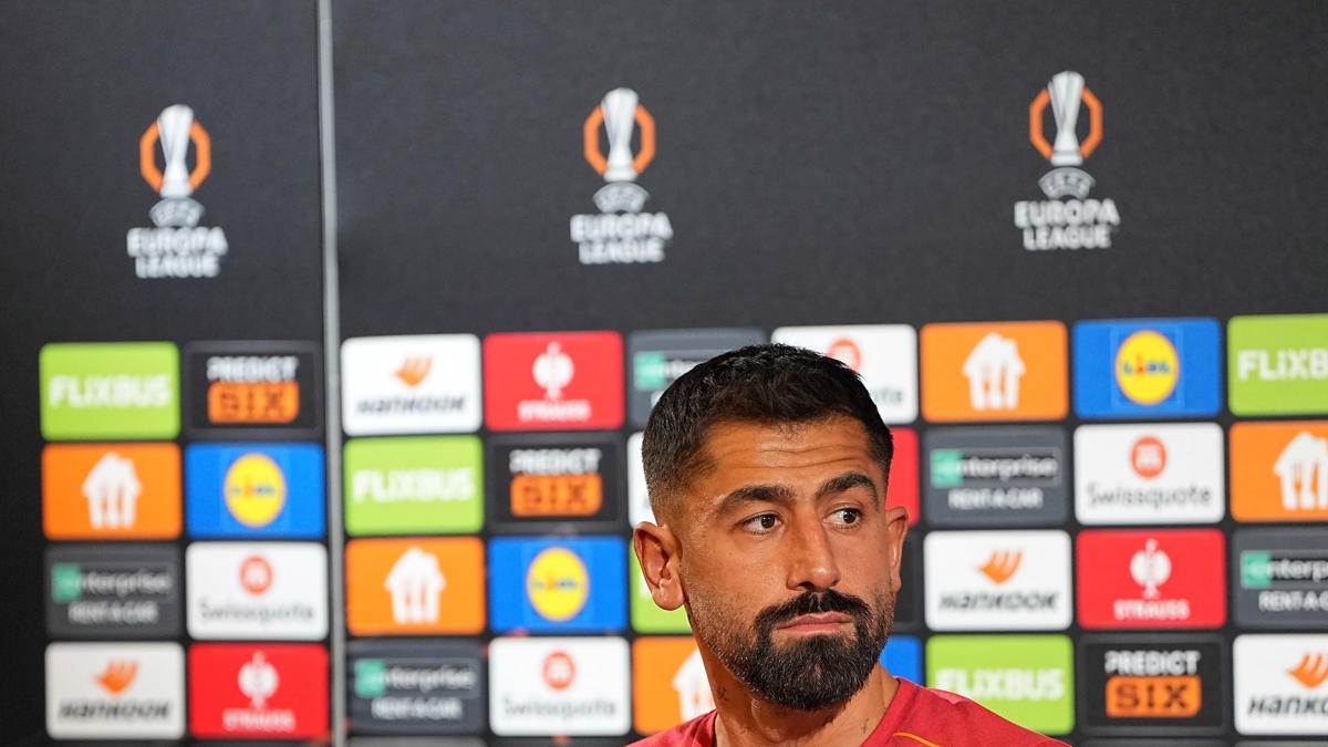 Kerem Demirbay'dan Bar Alper aklamas