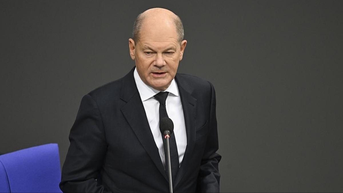 Babakan Scholz: Almanya'da alan Suriyeliler ho karlanmaya devam edecek 