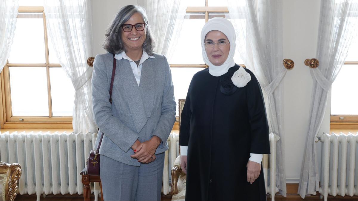 Emine Erdoan, BM Habitat cra Direktrl grevini devralan Rossbach ile grt
