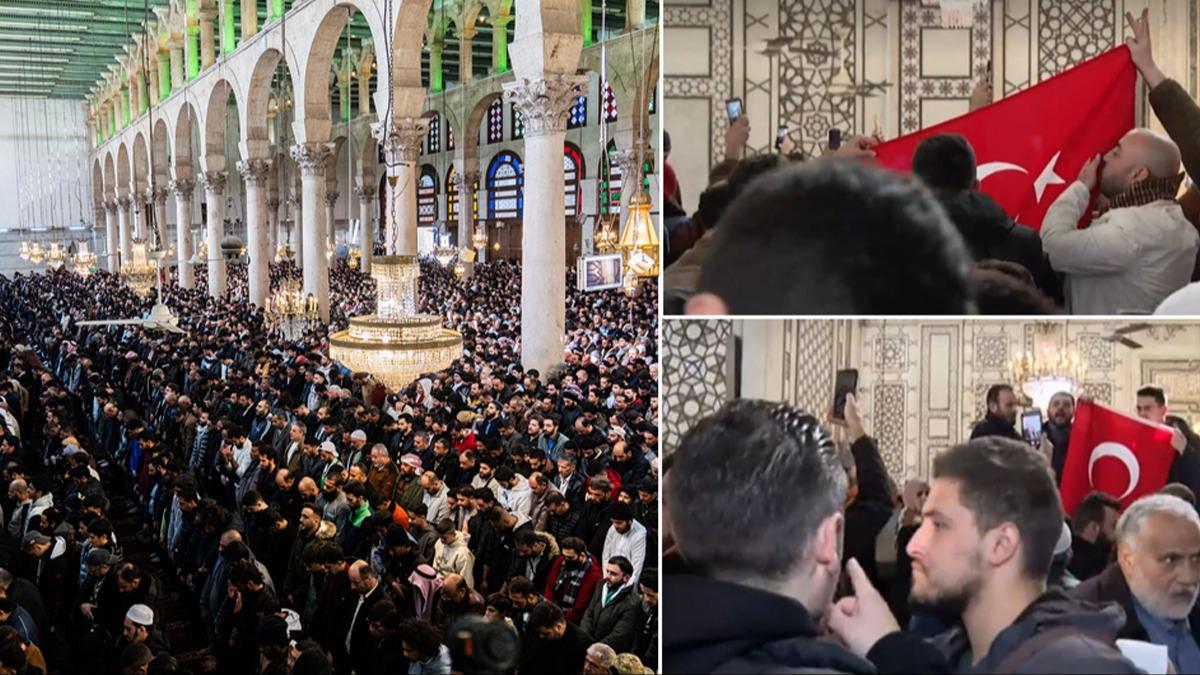 zgrleen Suriye'de ilk cuma namaz... Emevi Camii'nde Trk bayra ald