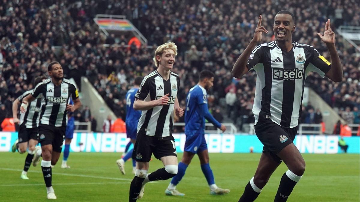 Newcastle United evinde rahat kazand