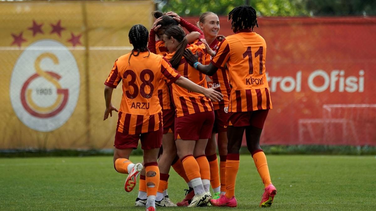 Galatasaray, ampiyonlar Ligi'nde Roma deplasmannda