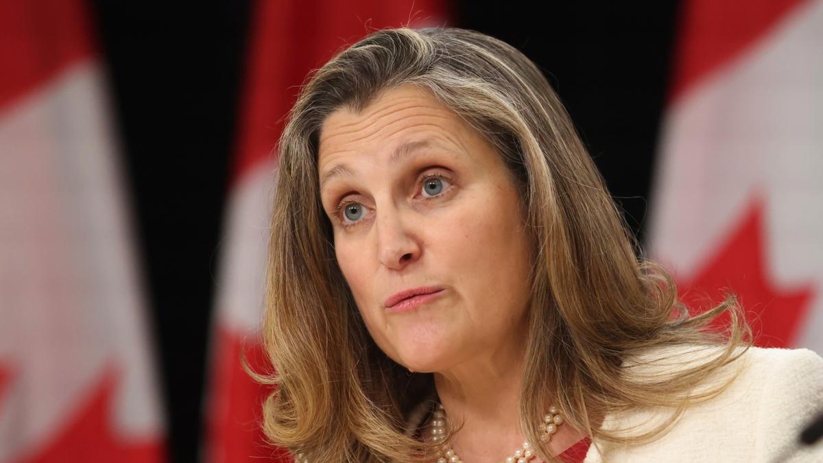 Trudeau ile fikir ayrlna dt! Kanada kabinesinde istifa depremi