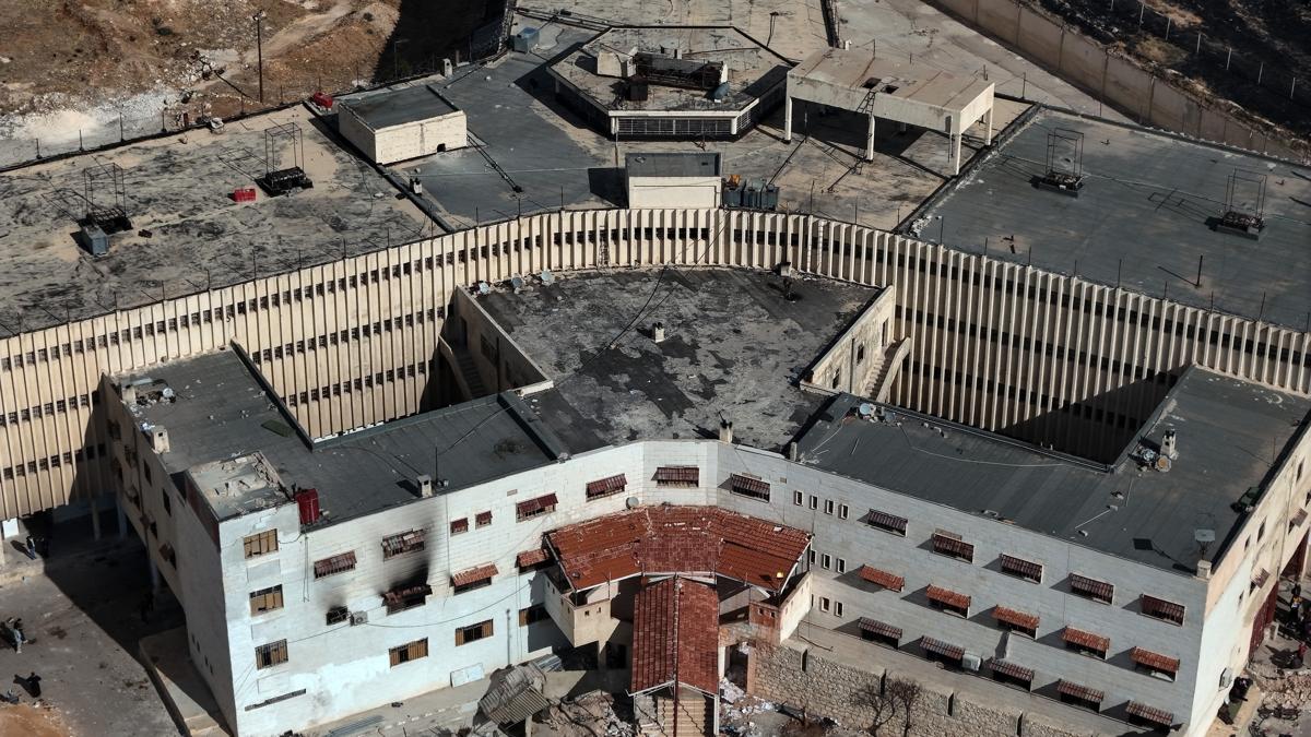 Trkiye, Sednaya Hapishanesi iin harekete geti! AFAD ekipleri almalara balad