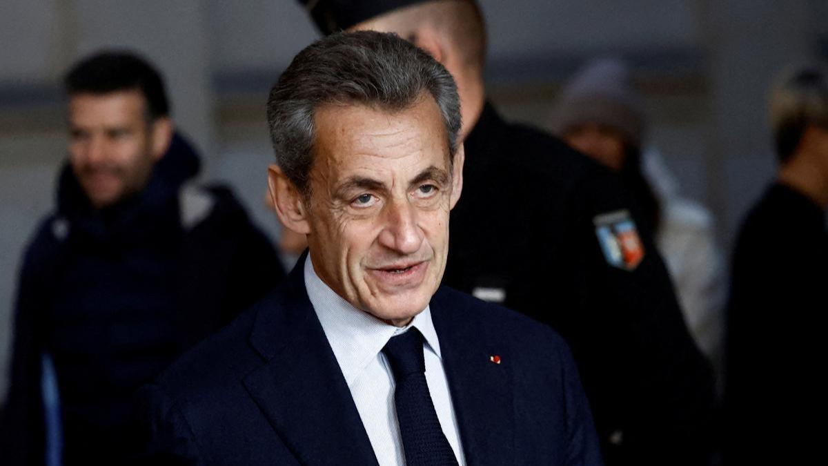 Eski Fransa Cumhurbakan Sarkozy'ye hapis cezas 