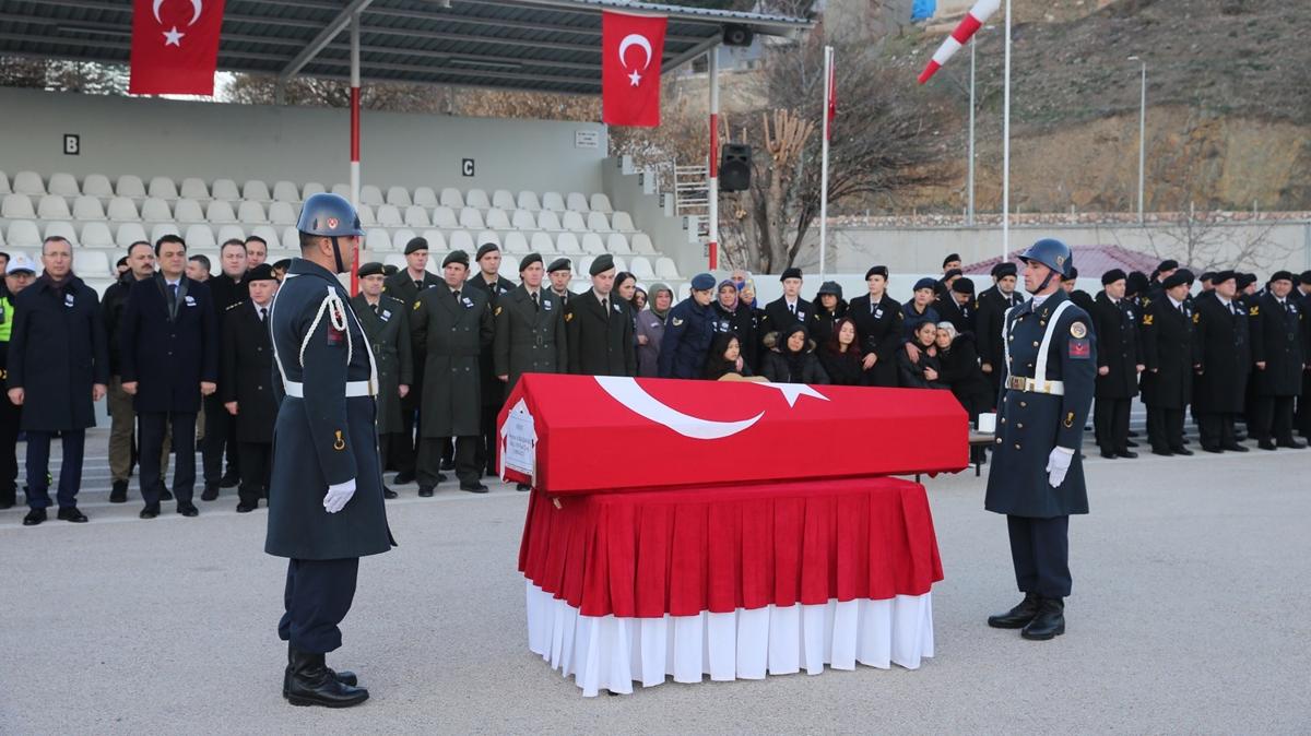 Tokat'ta geirdii kalp krizi sonucu vefat eden asker iin tren dzenlendi