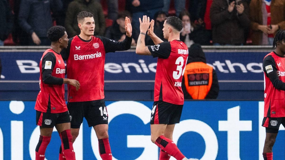 Bayer Leverkusen evinde rahat kazand