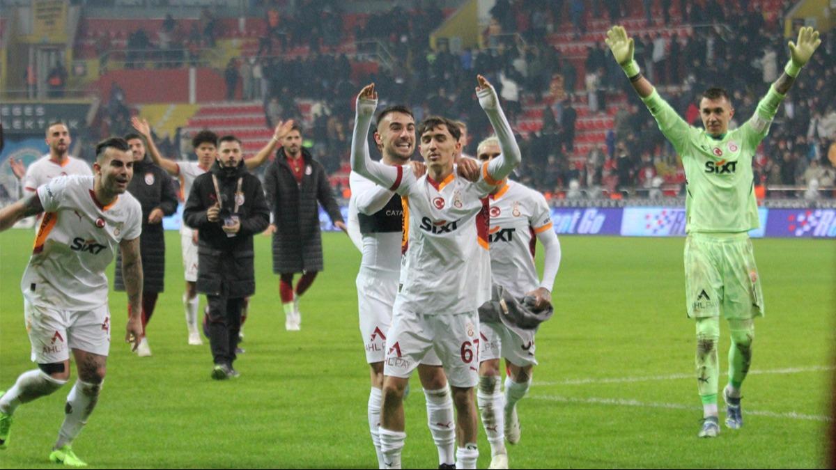 Aslan 5 att fark 8'e kard! Galatasaray hata yapmad