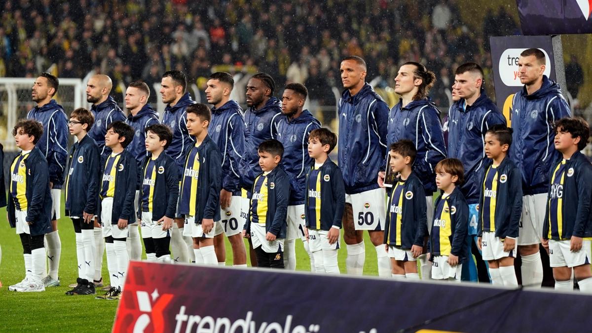 Fenerbahe ligin ilk yarsnda umduunu bulamad