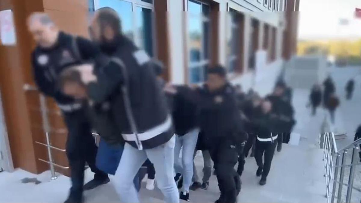 Yalova merkezli e sahte belge operasyonu: Su rgt kertildi! 13 tutuklama 