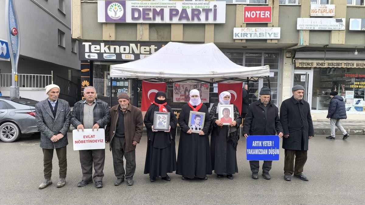 Evlat nbetindeki baba oluna seslendi: Maaralarda cannz kaybetmeyin, dnn gelin