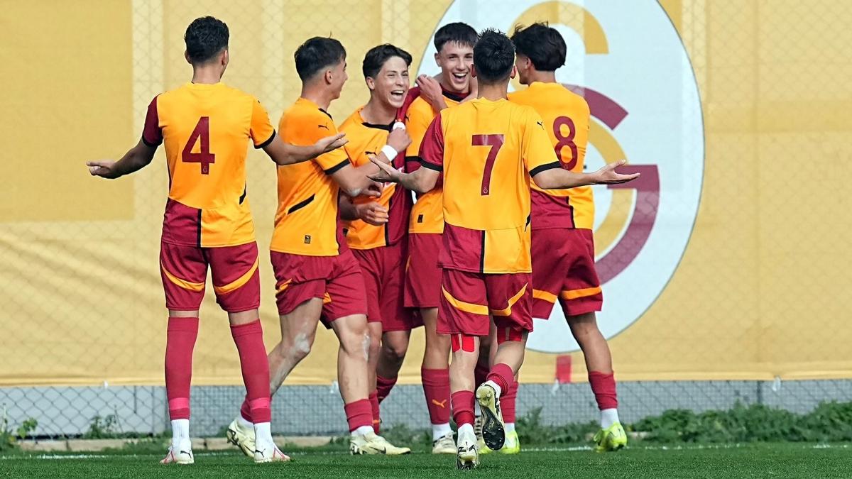 U17 Ligi'nde derbide Galatasaray, Fenerbahe'yi farkl geti