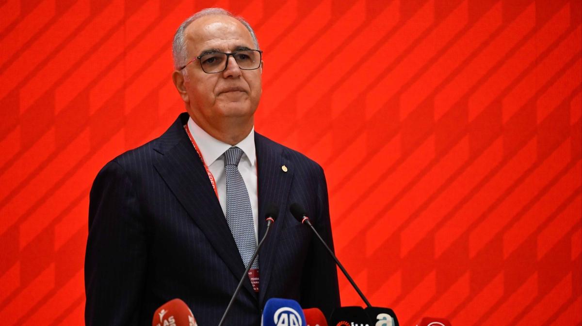 Mehmet Akif stnda: ifte zafer iin mcadele edeceiz