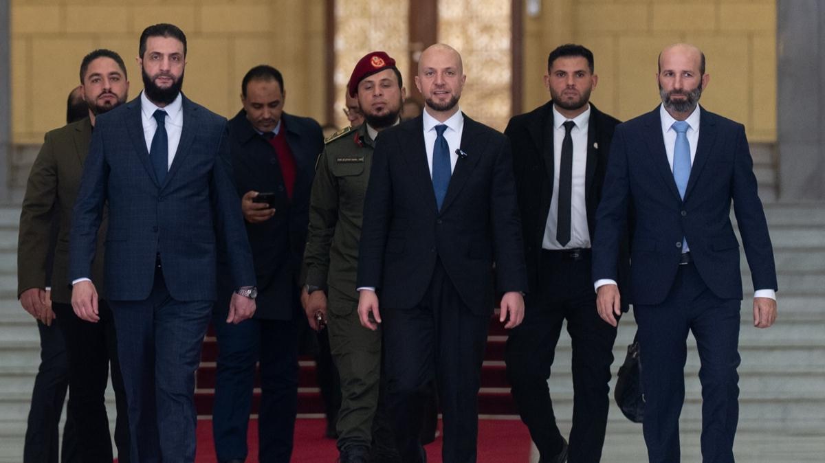 Libya'dan Suriye'deki yeni ynetimin lideri ara'ya ziyaret