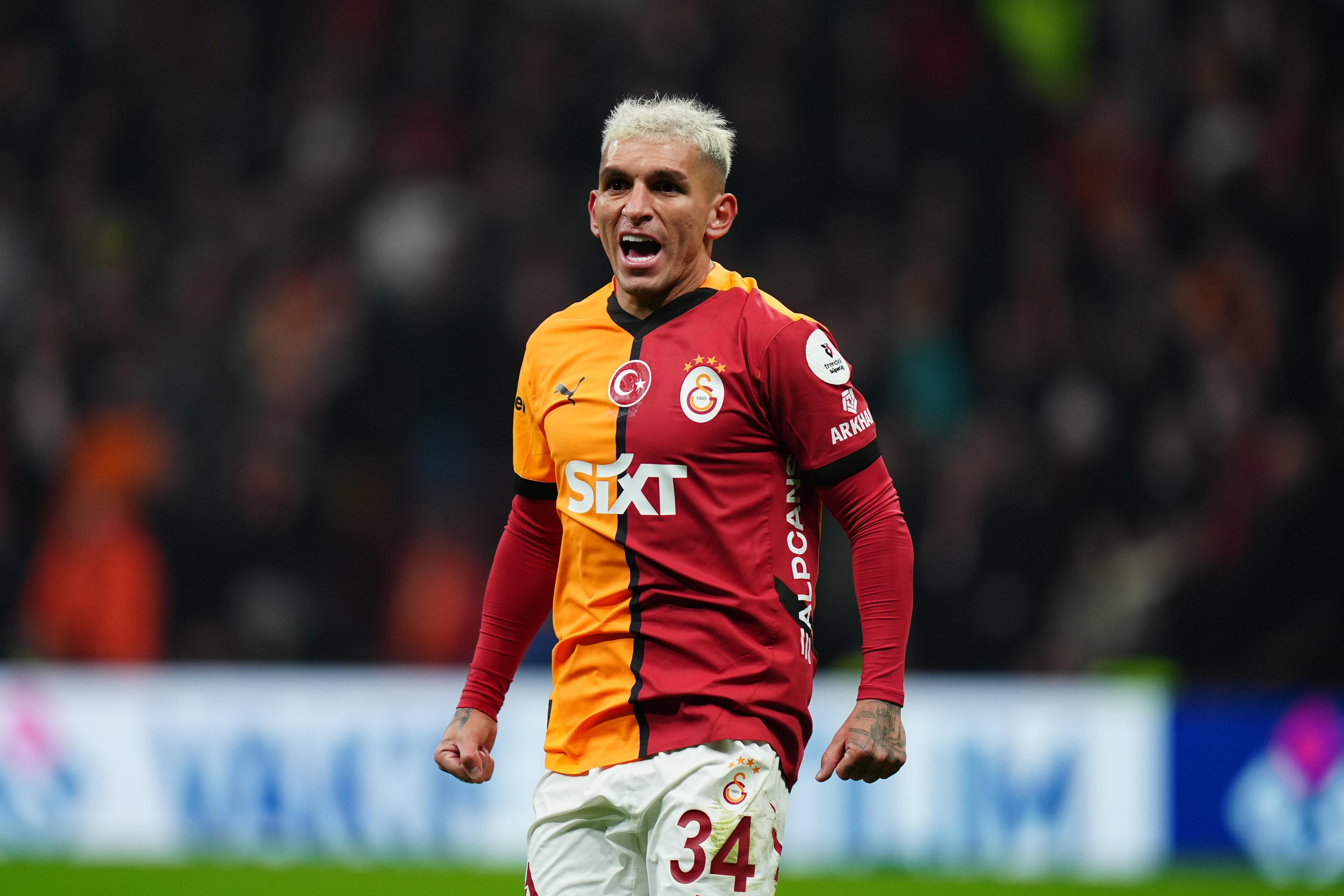 Lucas Torreira transferi gerçekleşiyor! Galatasaray'ın yeni ön liberosunu Almanlar duyurdu