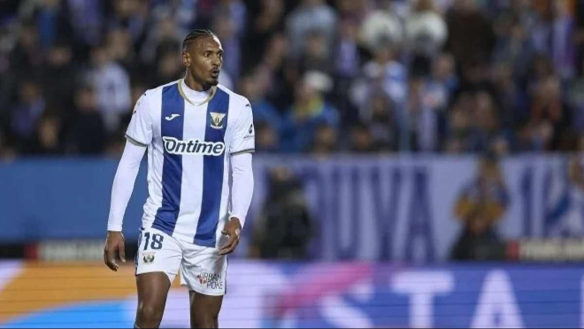 Sebastian Haller, Hollanda'ya dnyor