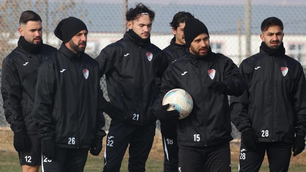 Elazspor'un hazrlk mandaki rakibi Sivasspor