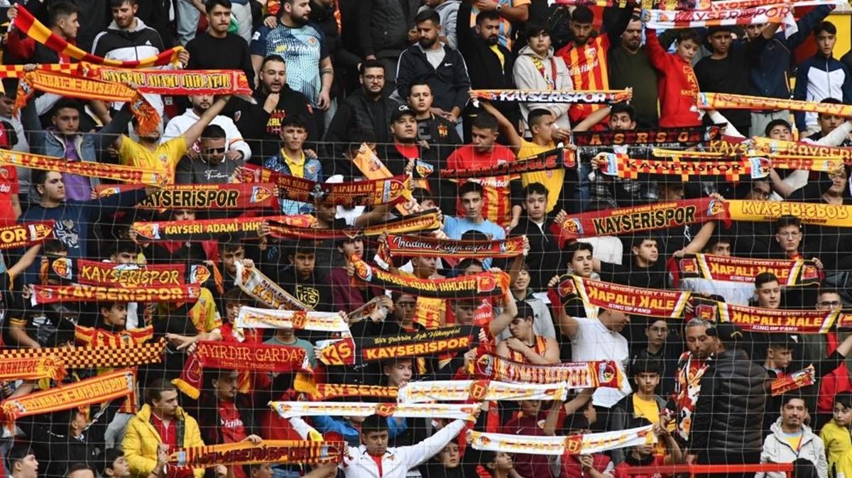 Kayserispor ligin ilk yars 71 bin taraftara oynad 