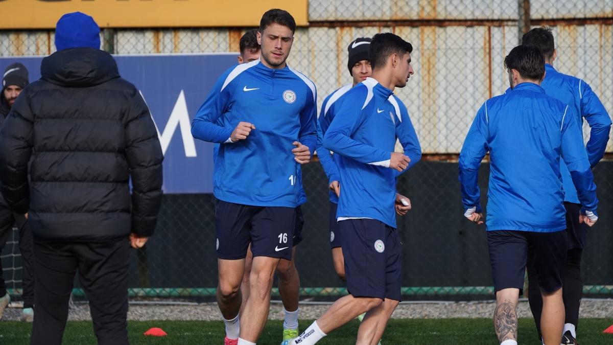 aykur Rizespor, Beikta mann hazrlklarn srdrd